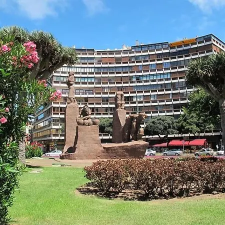 Victoria 51. * Las Palmas de Gran Canaria